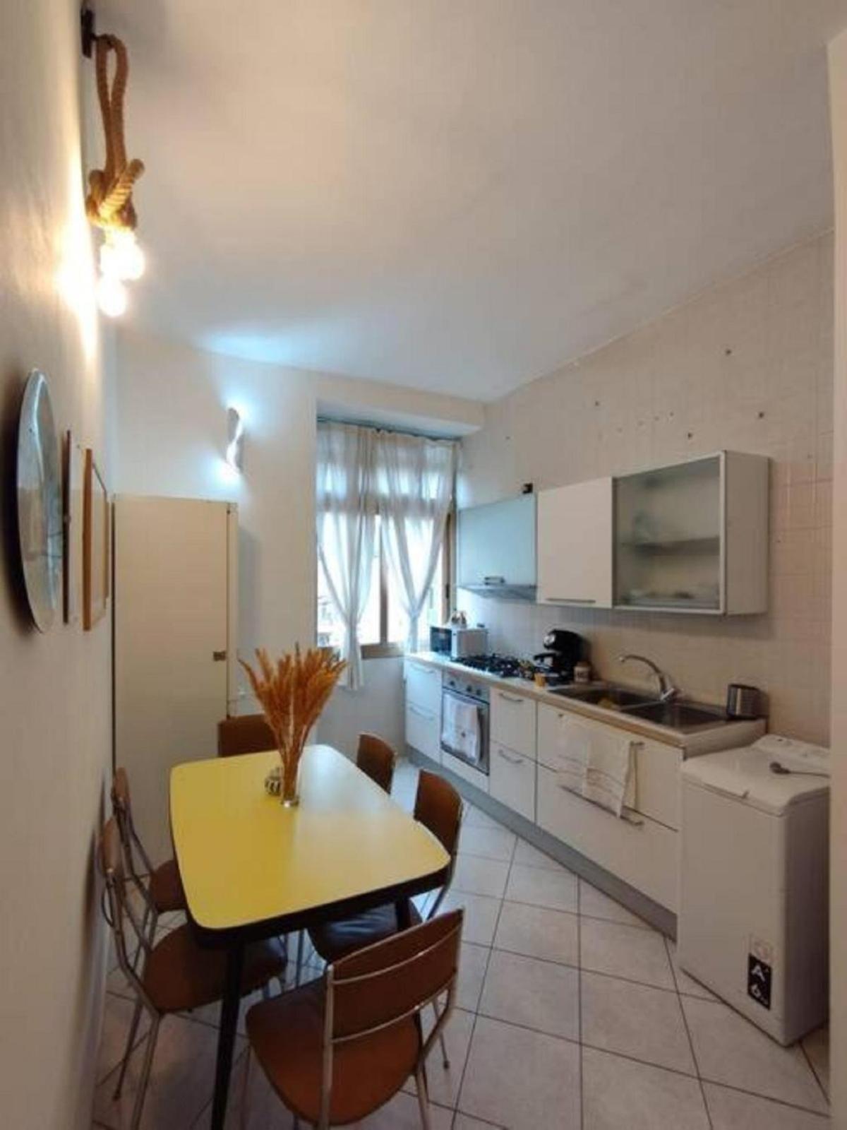 Alkimya Casa Vacanze Salerno Luaran gambar